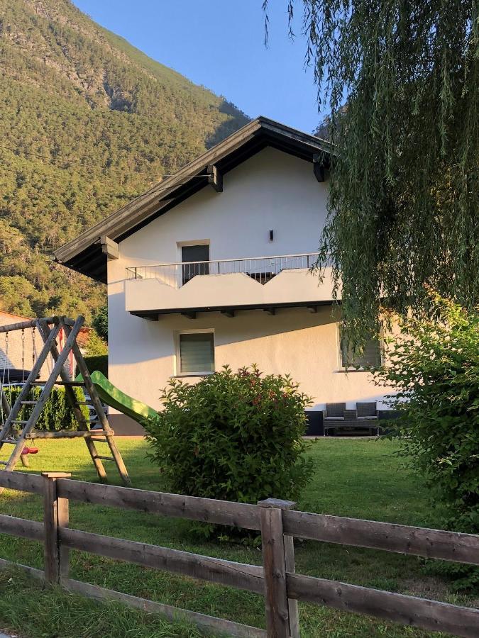 Apart Alp Line Apartment Mils bei Imst Екстериор снимка